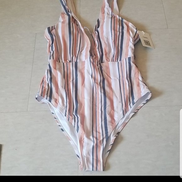 NWT Cupshe One Piece Bathing Suit - Picture 1 of 10